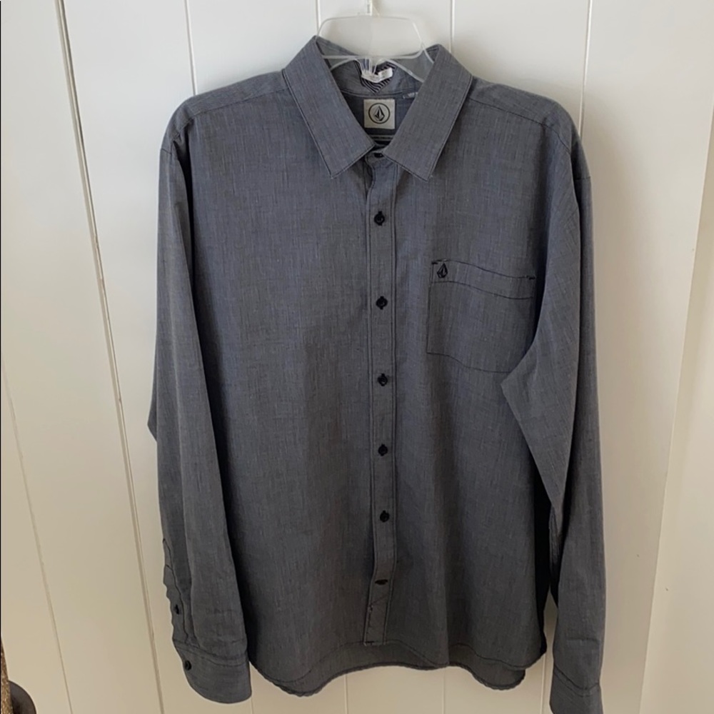 Volcom long sleeve worn 1 time SZ XL
